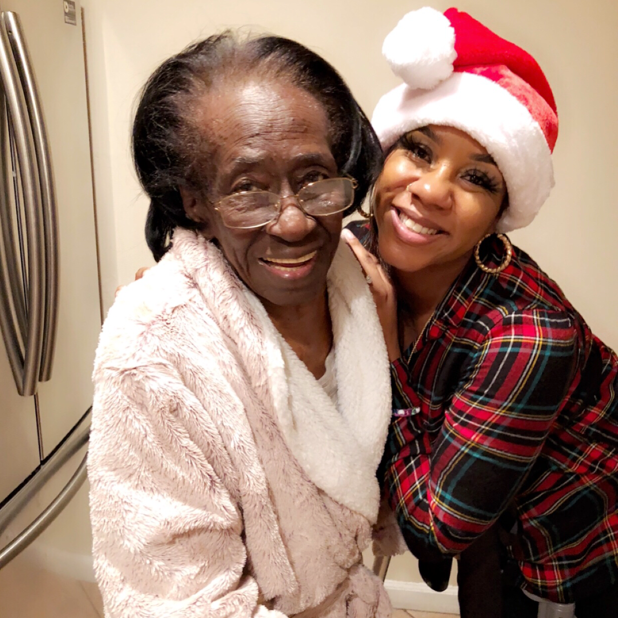 This photo is special to me because it was the last time I seen grandma Flake (Christmas 2019). She was a huge part of my childhood being a part of my life since I was 5yrs old (I am now 28). Grandma Flake, you were a beautiful soul and will always be remembered and missed.